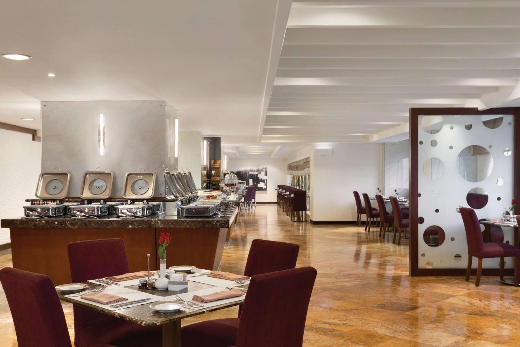 Grand Regency Doha, Trademark Collection By Wyndham Hotel