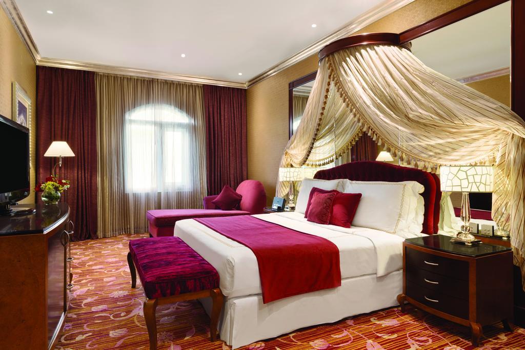 Grand Regency Doha, Trademark Collection By Wyndham Hotel 5*