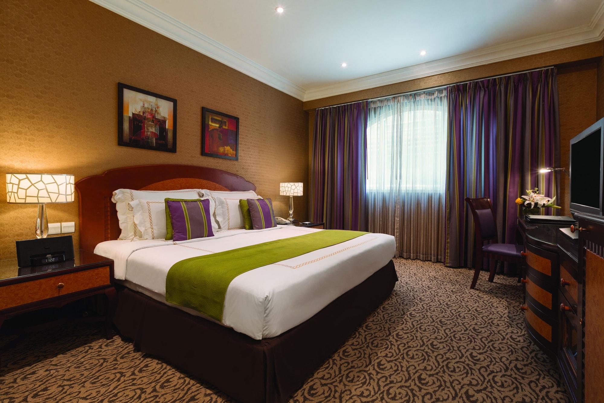 Wyndham Grand Regency