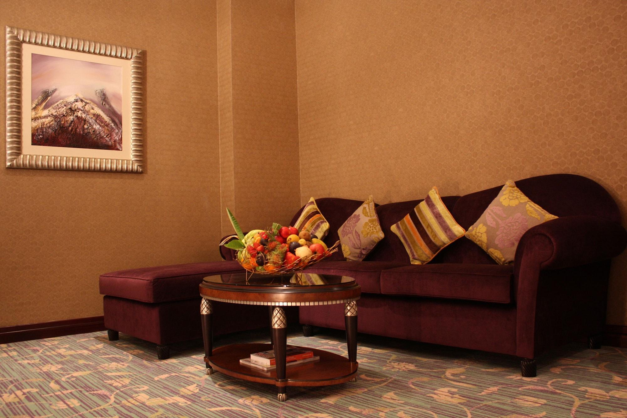 Hotel Wyndham Grand Regency 5*