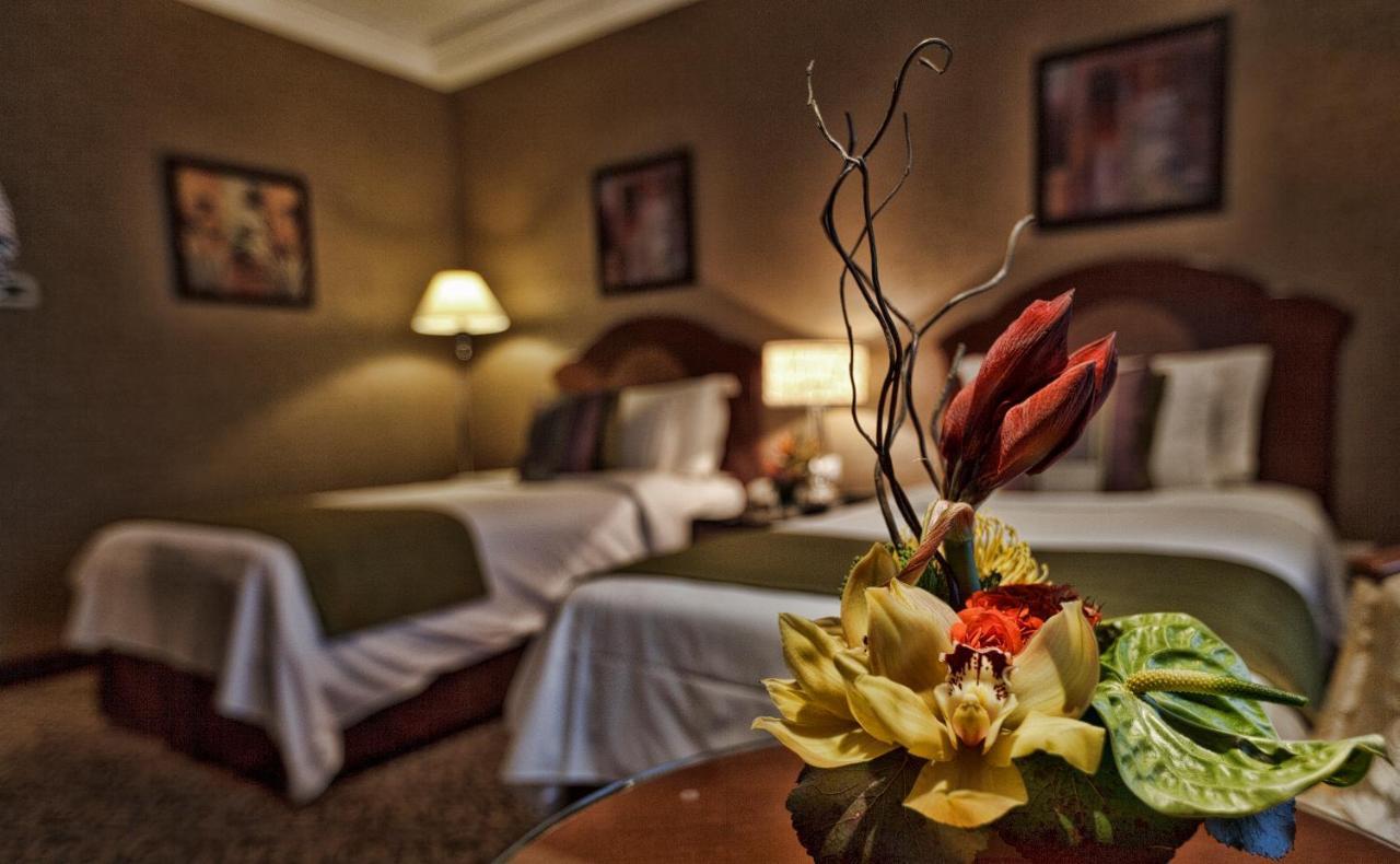 Wyndham Grand Regency