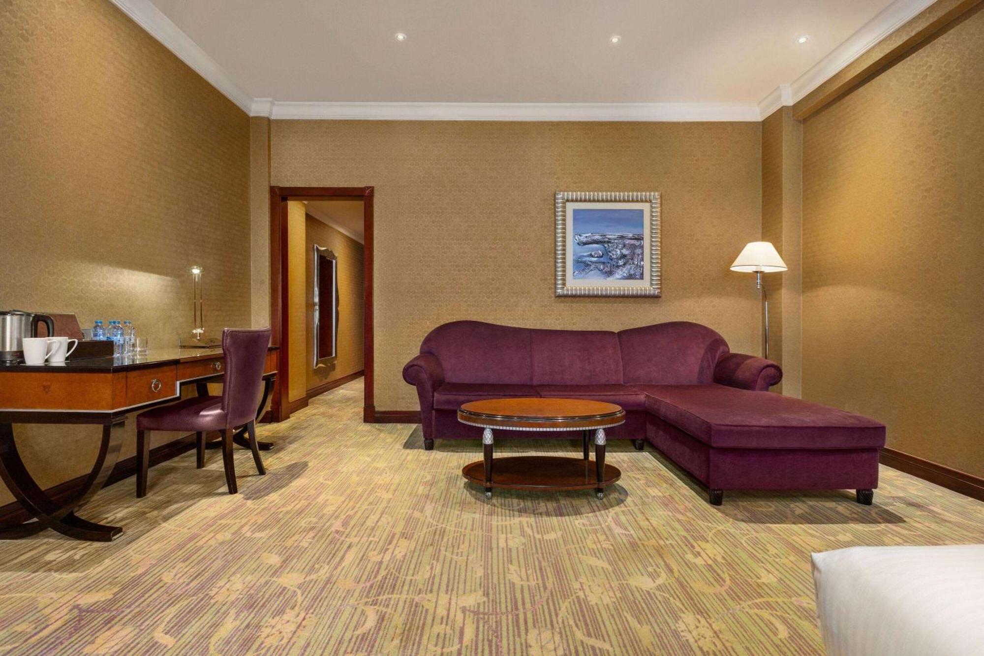 Hotel Wyndham Grand Regency