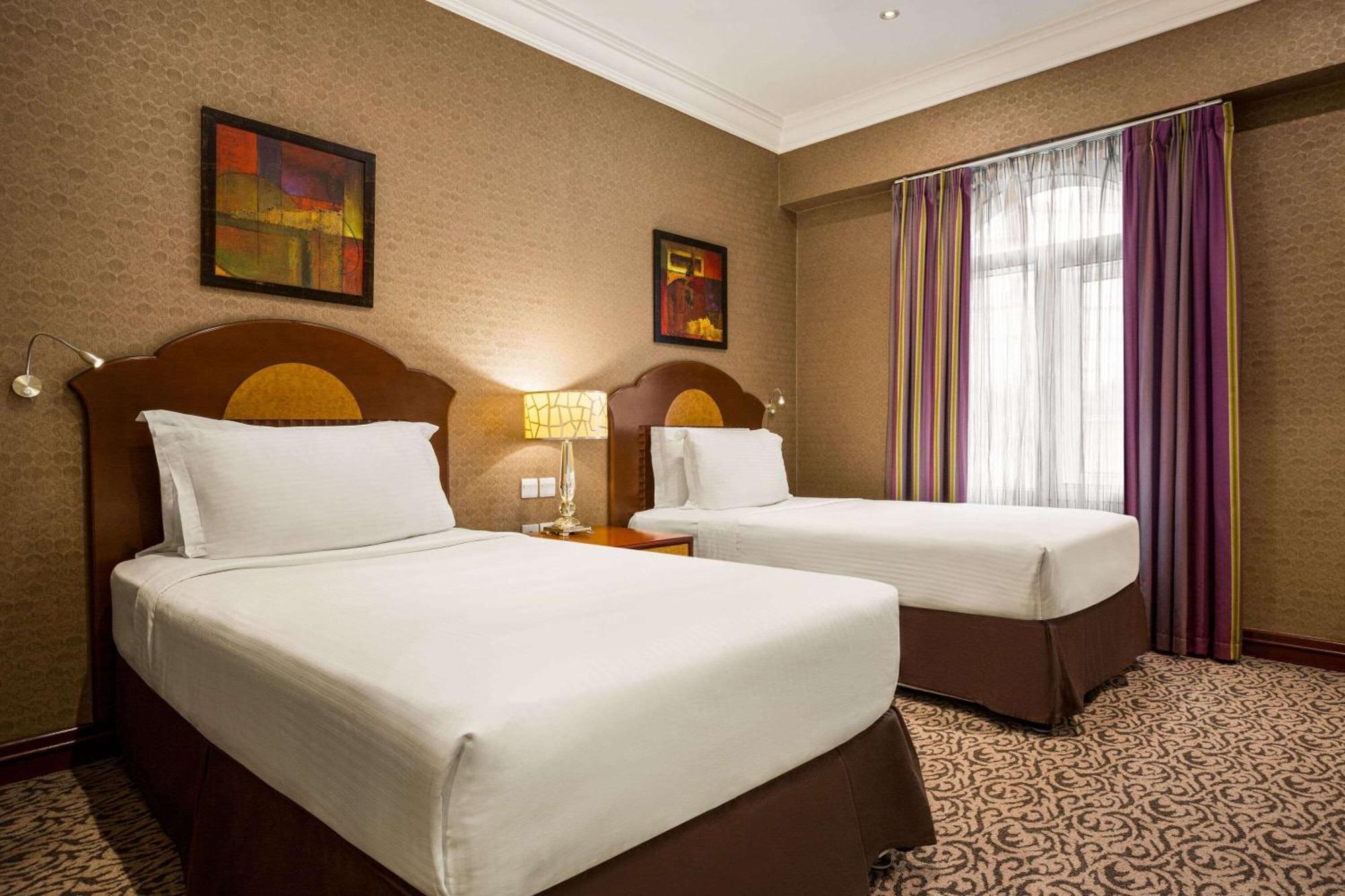 Hotel Wyndham Grand Regency 5*