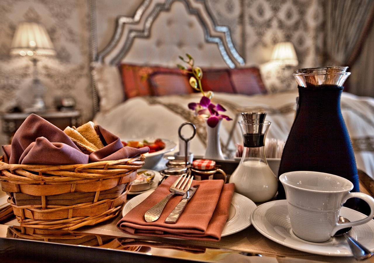 Wyndham Grand Regency Hotel 5*