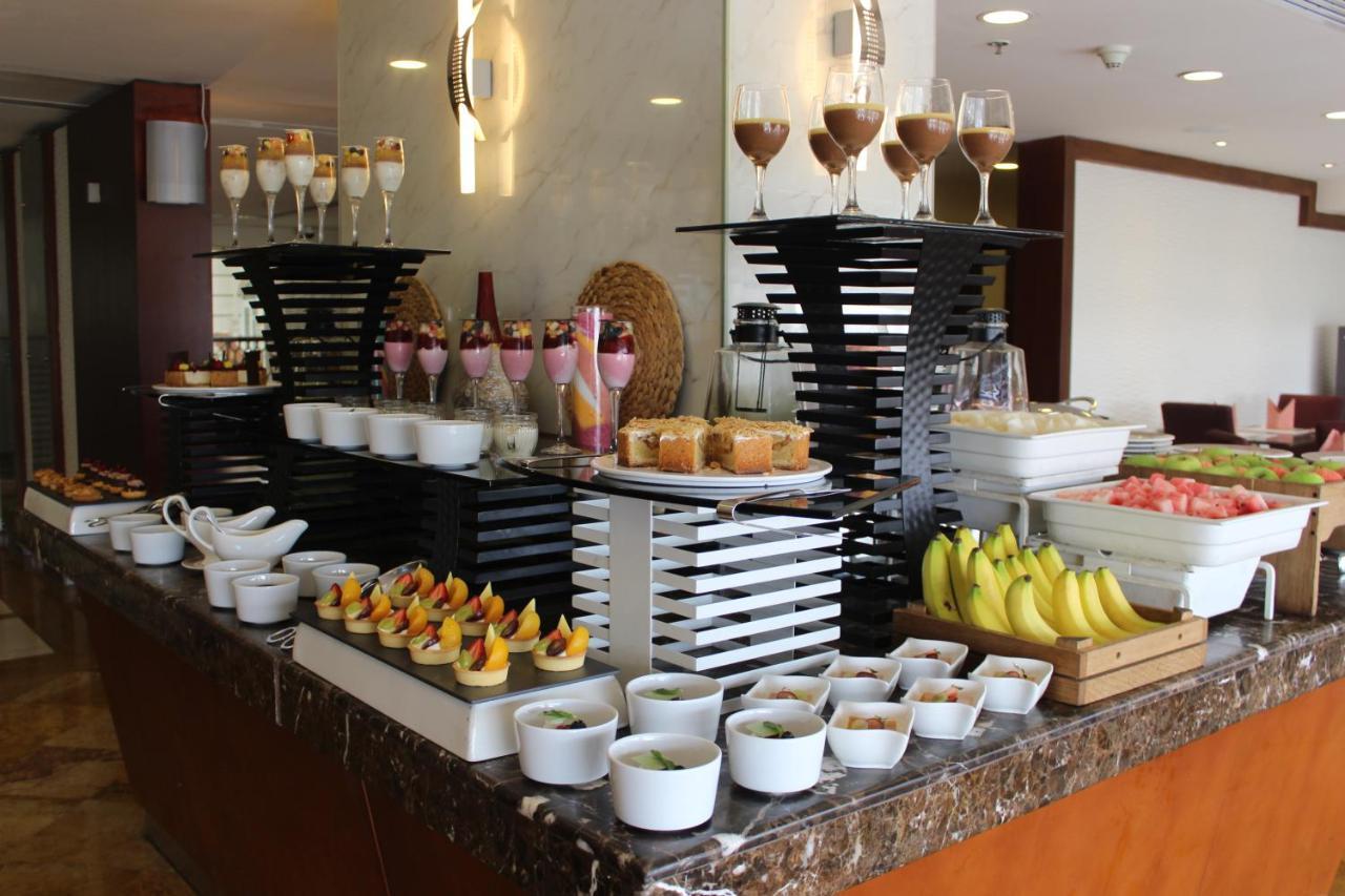 Hotel Wyndham Grand Regency 5*